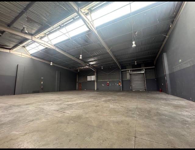 INDUSTRIAL PROPERTY TO RENT IN GREENBUSHES
